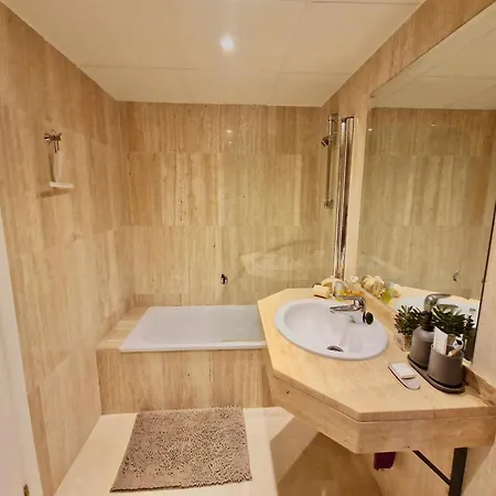 Sr Santa Maria Golf With Sea Views Марбелья